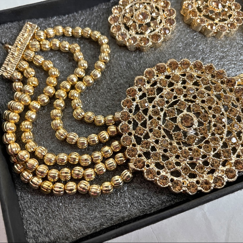 Touchstone Bollywood Yellow Rhinestone Gold Beaded Choker Necklace & Earrings - Picture 8 of 16